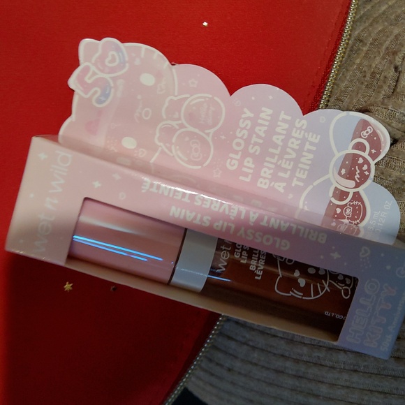 ,lip - Picture 1 of 1